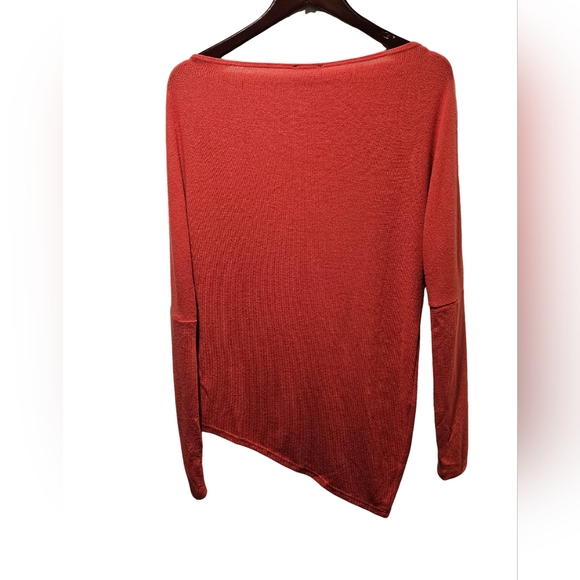 NWT Stella & Dot Asymmetrical top. Pink (M) - Picture 3 of 4